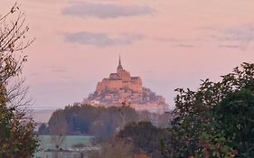 L'Aurore De La Baie, Vue Sur Le Mont-Saint-Michel
